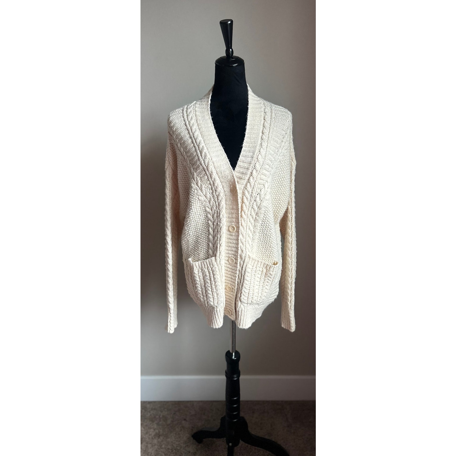 Sundance Cable Knit Patch Pocket Long Sleeve Cardigan In Cream Size S